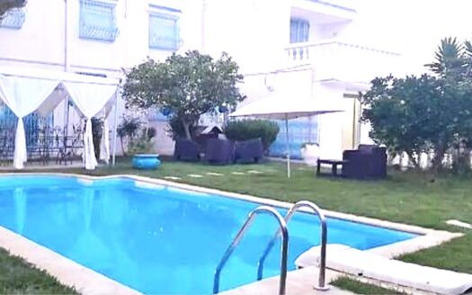 À vendre Villa S+4 à Sousse – Chatt Meriem