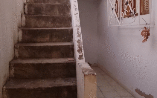 Maison Warda OuedEllil gros potentiel.